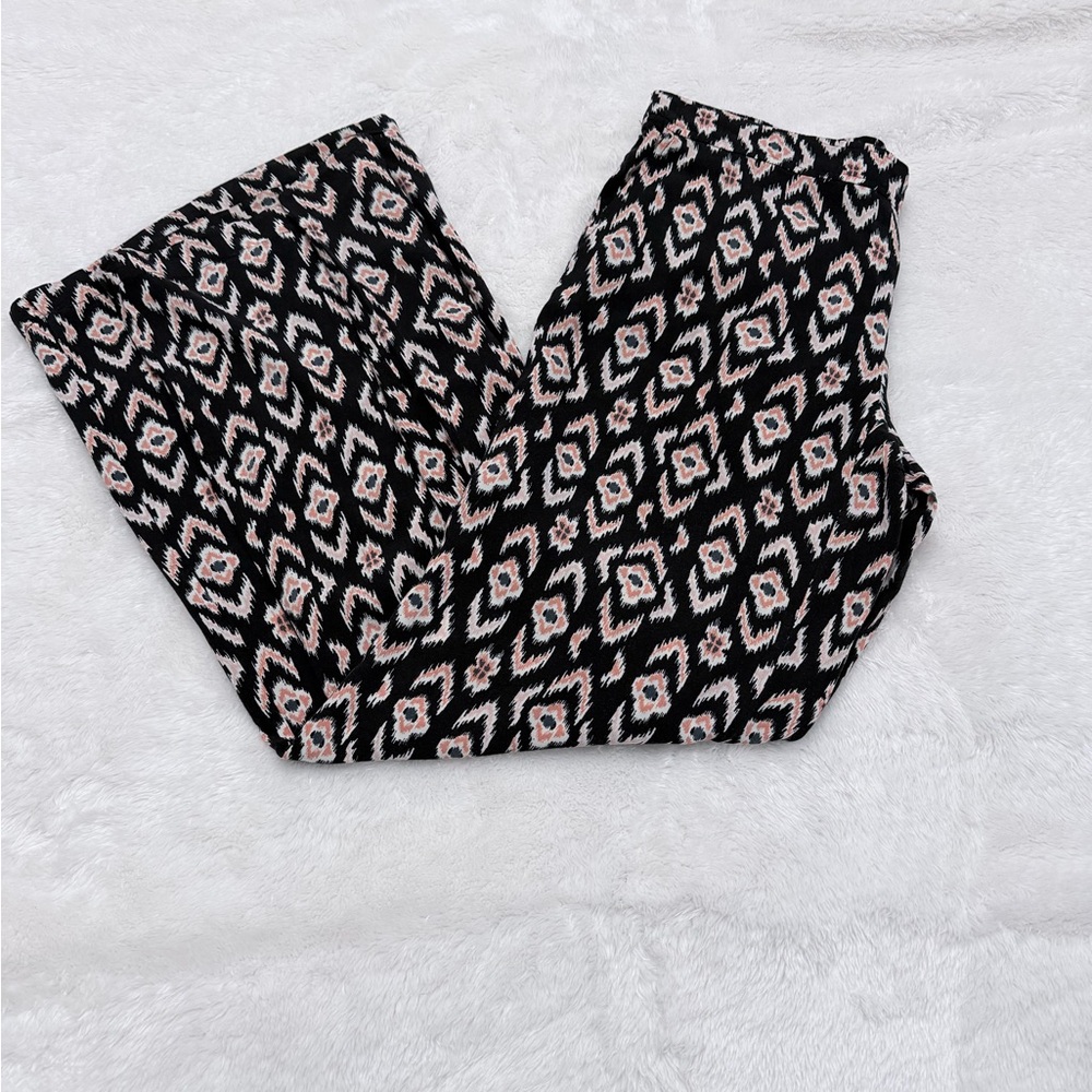 Jessica Simpson Chic Black and Peach Patterned Pants
